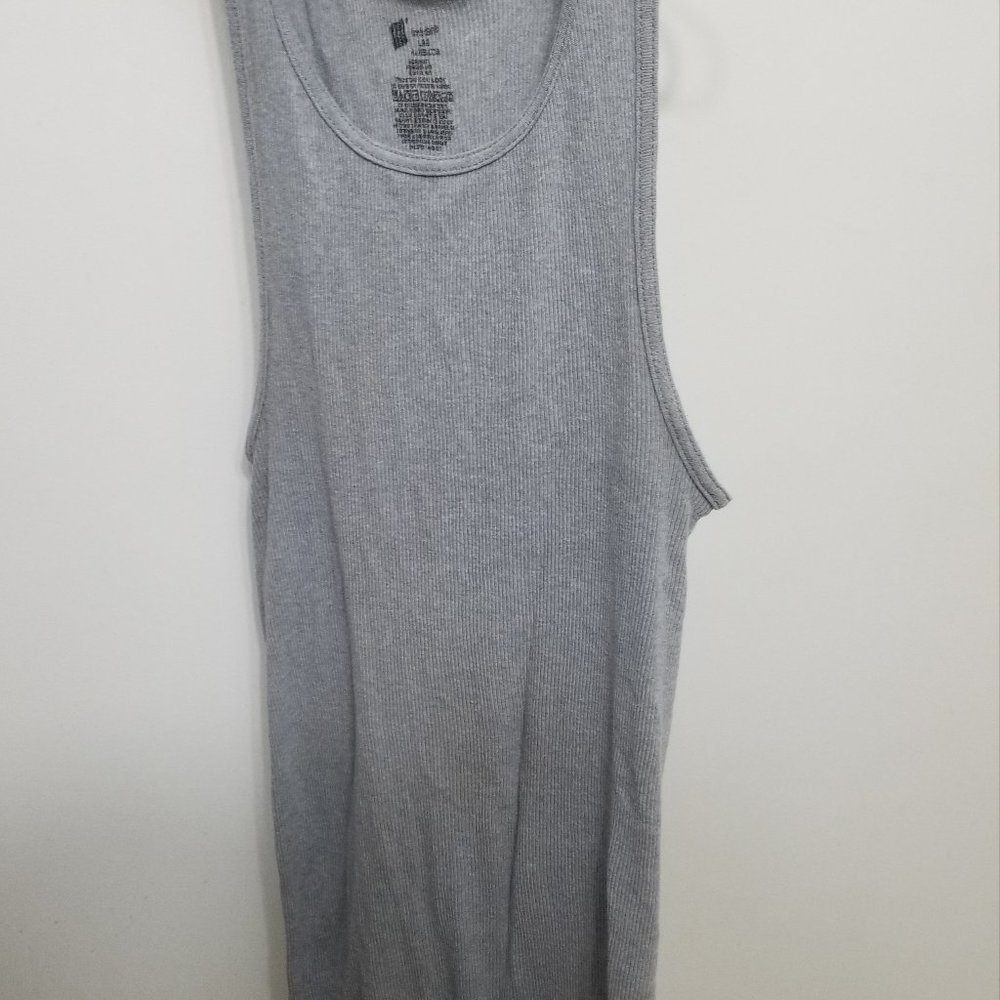 3 gray Hanes Large men's tank tops - Picture 2 of 10